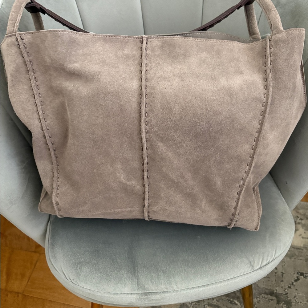 Elegant Suede Tote Bag - sand